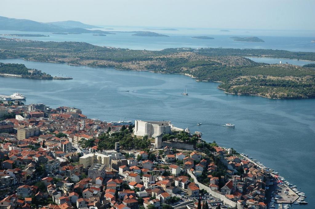 Old Town Studio Šibenik Buitenkant foto